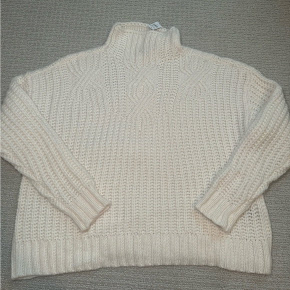 aerie Sweaters - NWT Aerie light cream/white oversized sweater